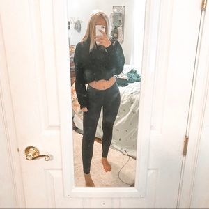 LuLu Lemon Navy/Black Leggings!